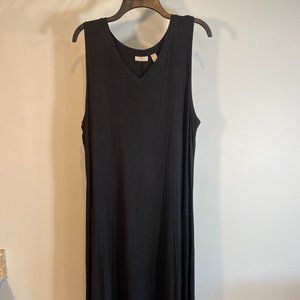 Lori Goldstein Flex slevesless, Long lounge wear, Black, length 56"